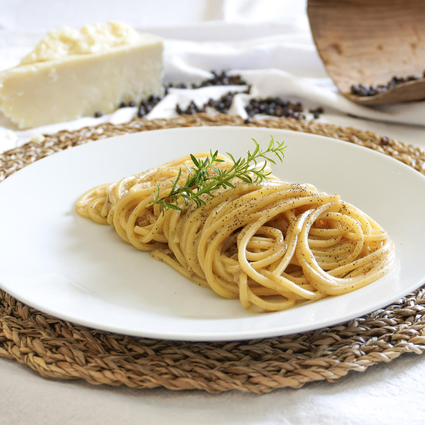Receta Tonnarelli cacio e pepe