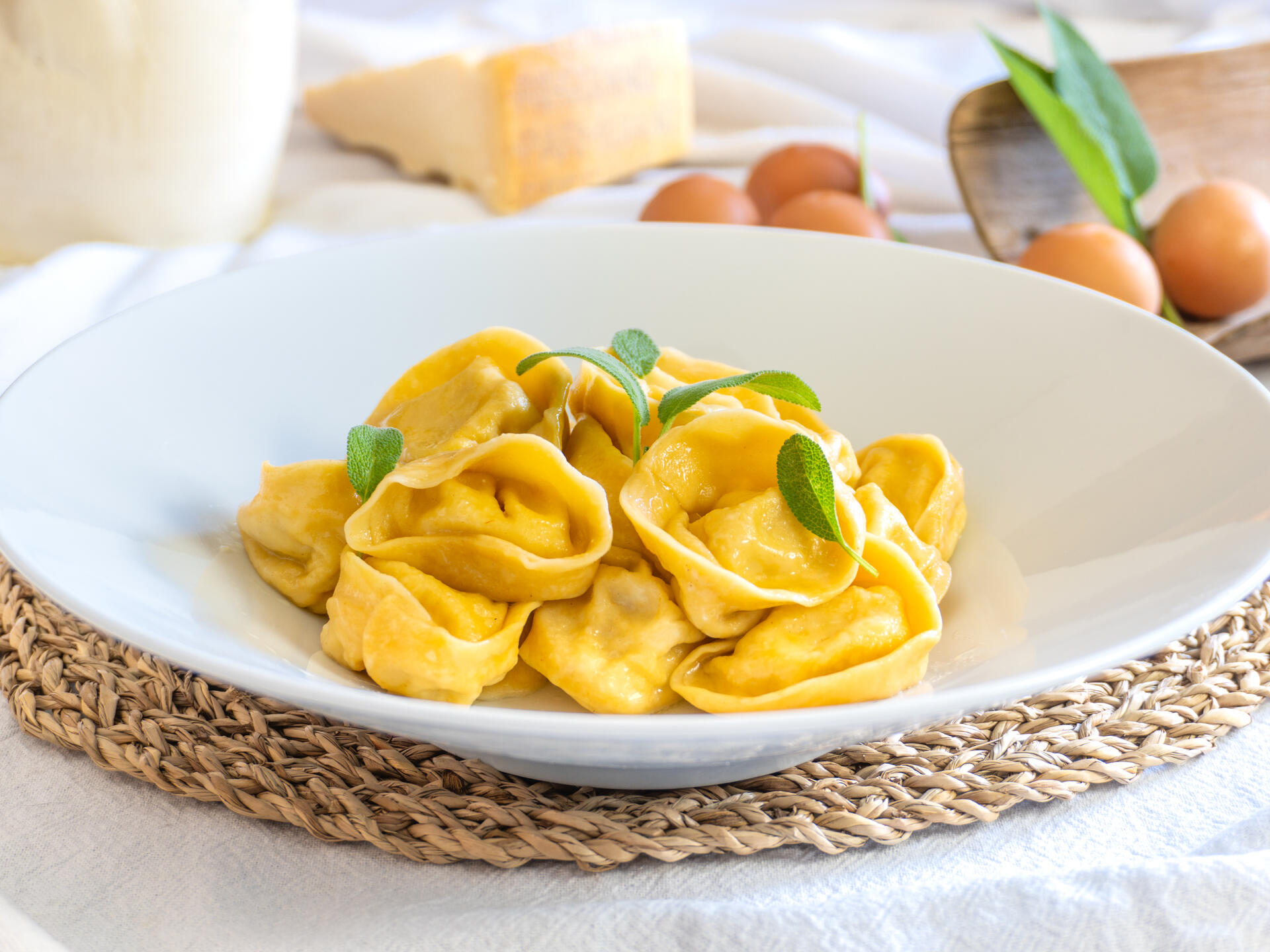 Tortelloni mantequilla y salvia