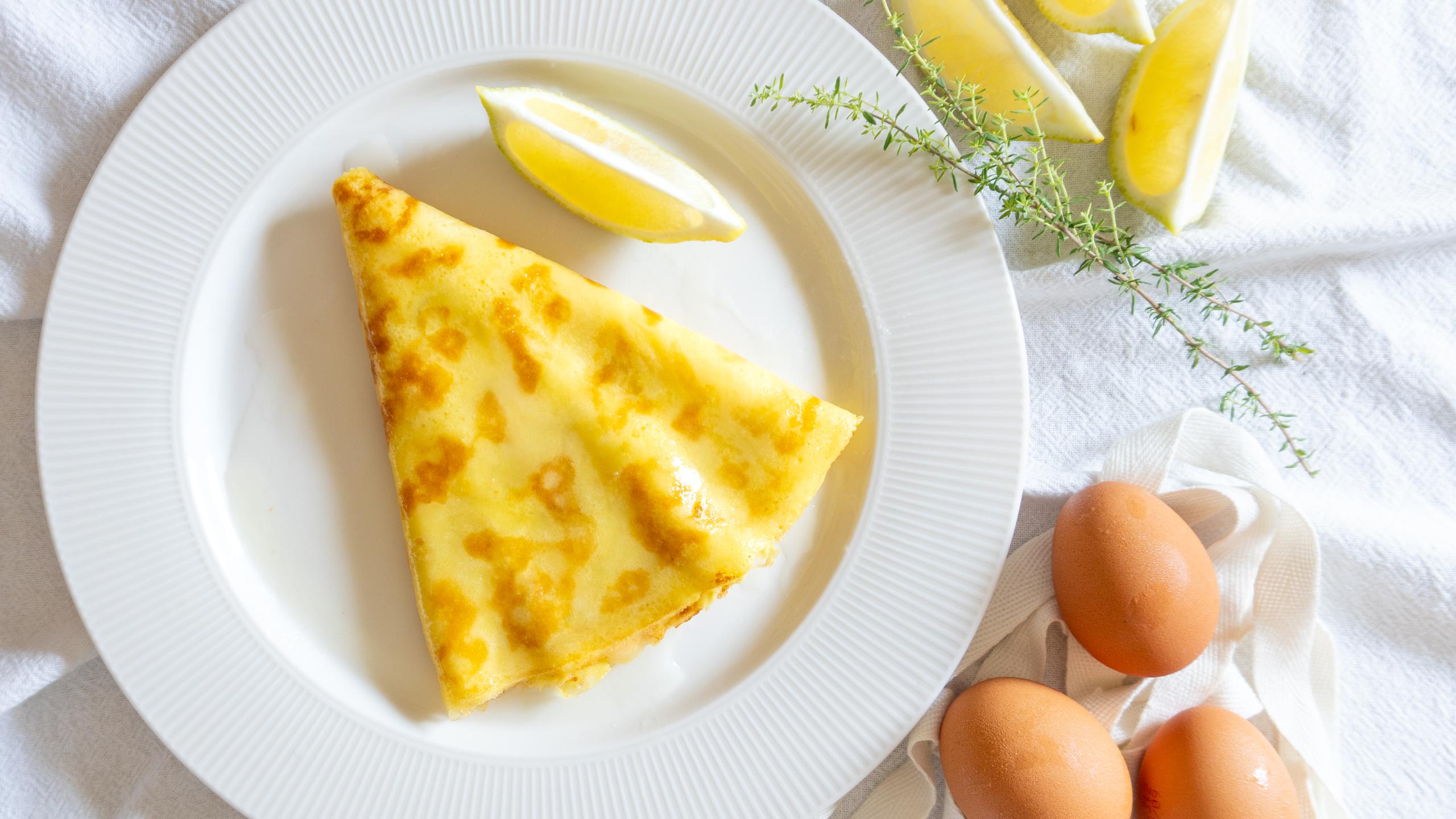 Crepes con azúcar y limón