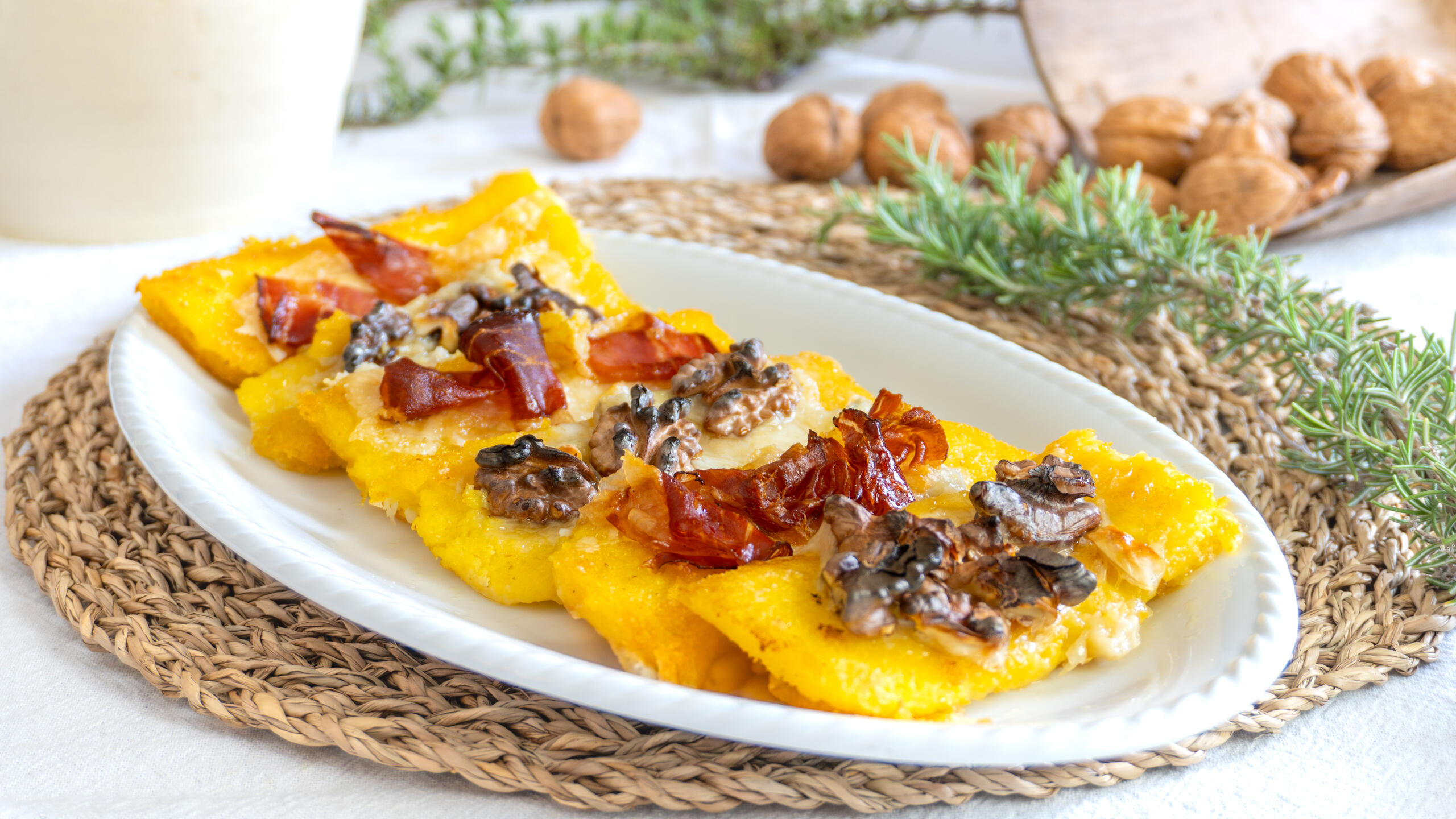 Crostini di polenta