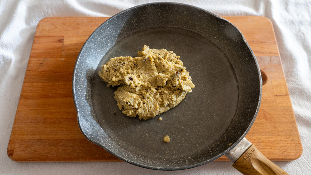 Pasta con pesto de berenjenas