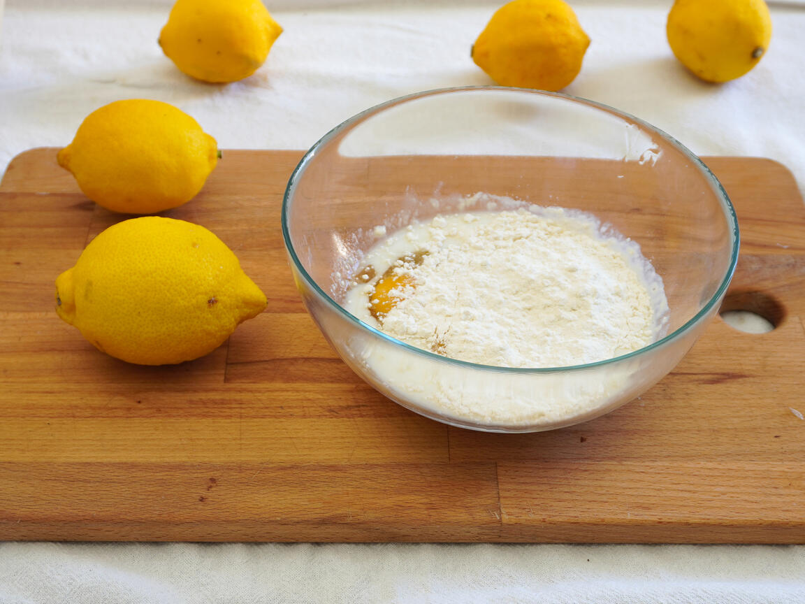 Crêpes au sucre et citron - étape 1