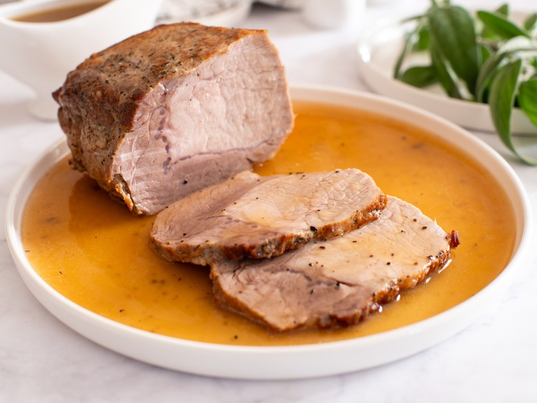 Échine de porc à la bière et à la sauge