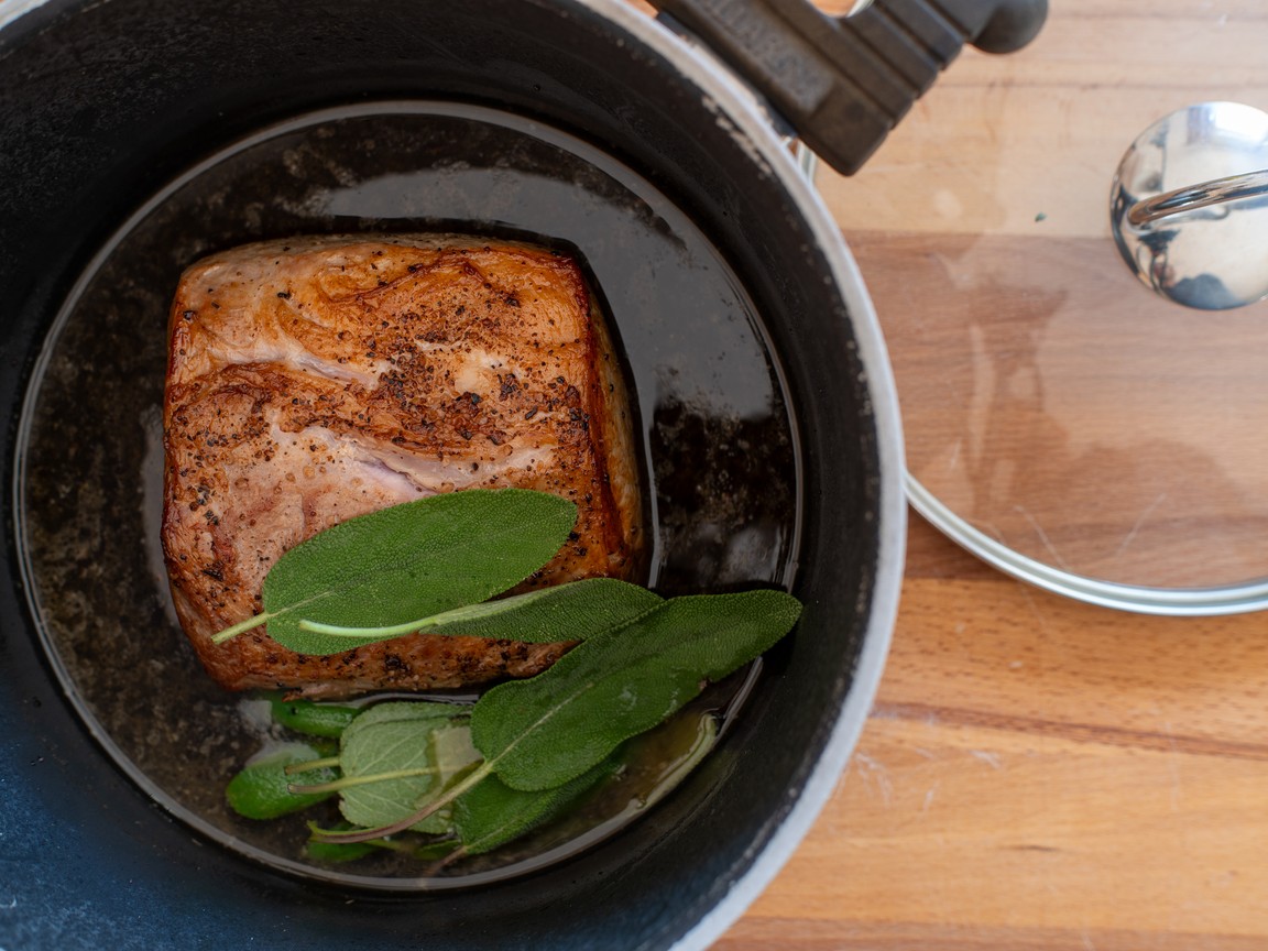 Échine de porc à la bière et à la sauge - étape 4
