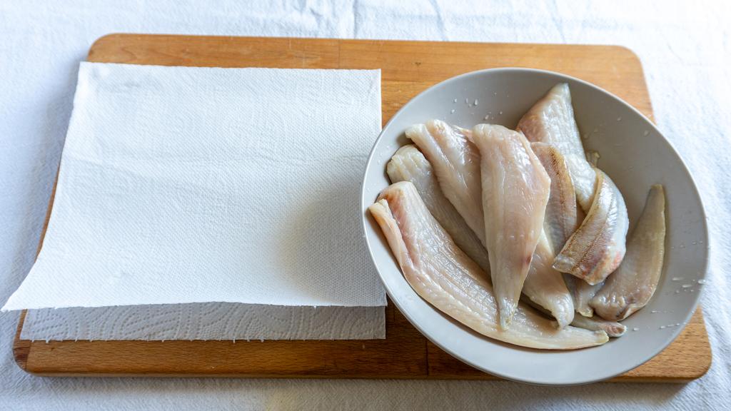 Filets de grondin dans la friteuse à air - étape 1