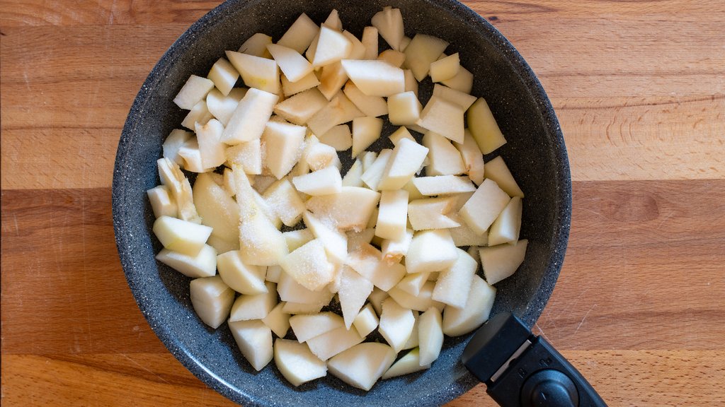Gâteau crémeux aux poires et au chocolat