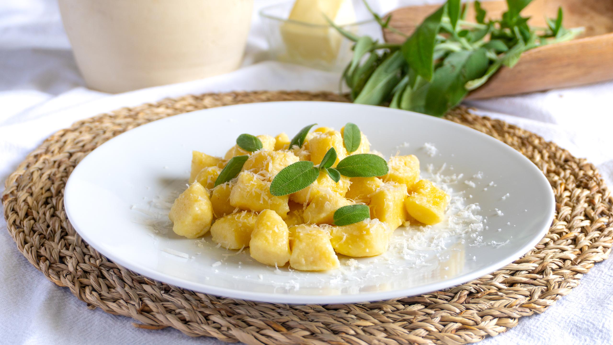 Gnocchis à la ricotta, beurre et sauge