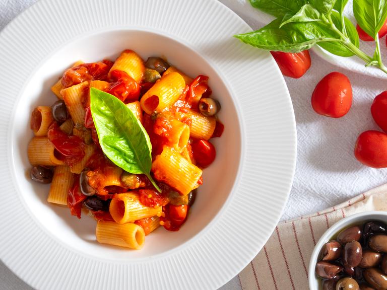 Pasta alla puttanesca