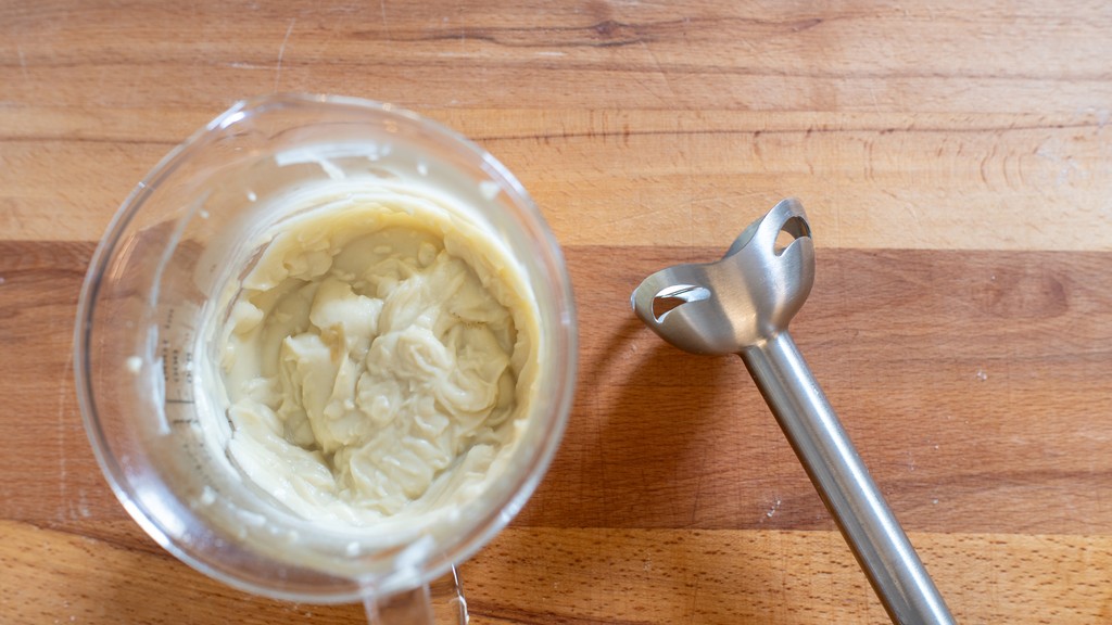 Pâtes à la crème de chou-fleur et noix