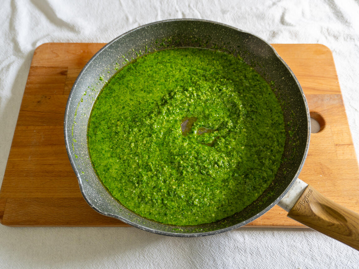 Pâtes au pesto de persil et aux amandes - étape 2