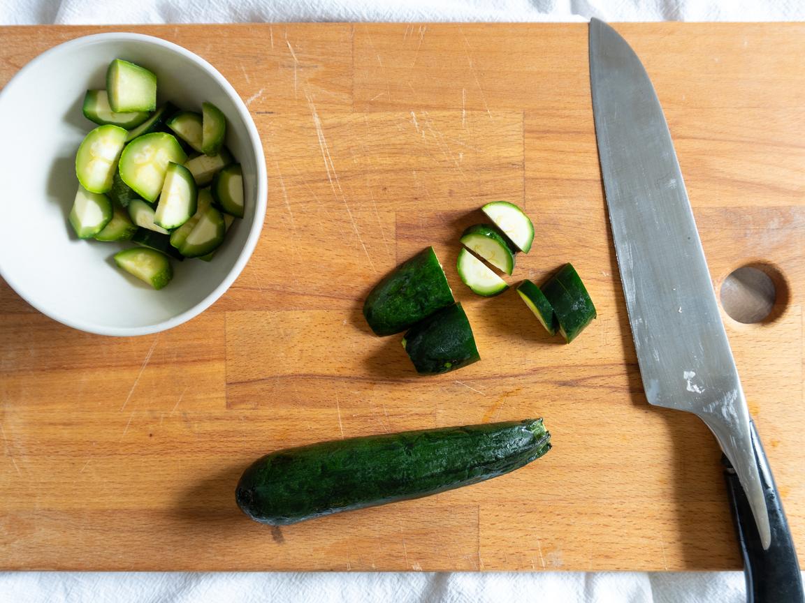 Pâtes aux courgettes, burrata et pistaches - étape 1