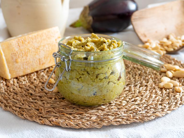 Pesto d'aubergines et d'amandes