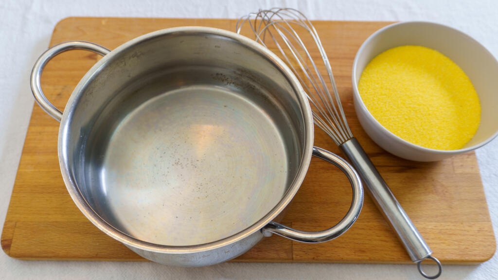 Bastoncini di polenta al forno - passo 1