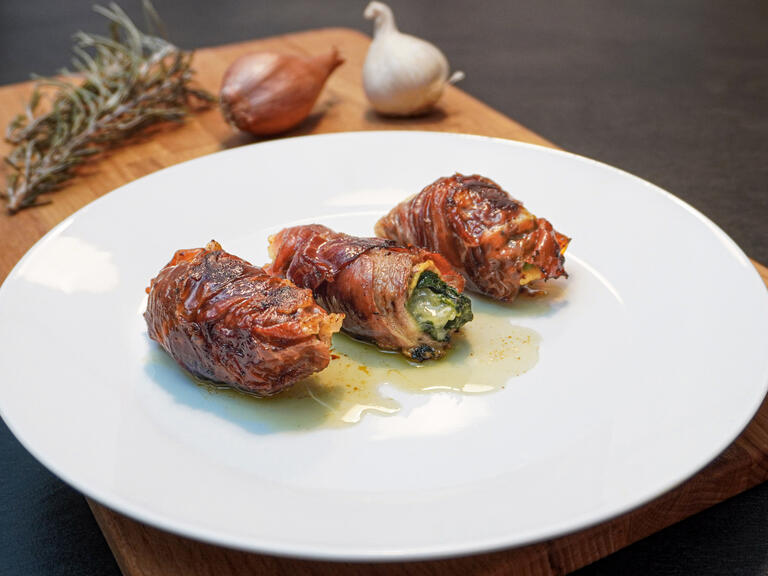Sono i classici rotolini di carne ma ben farciti. ...