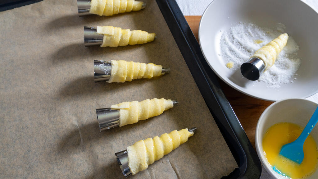 Cannoncini alla crema - passo 4