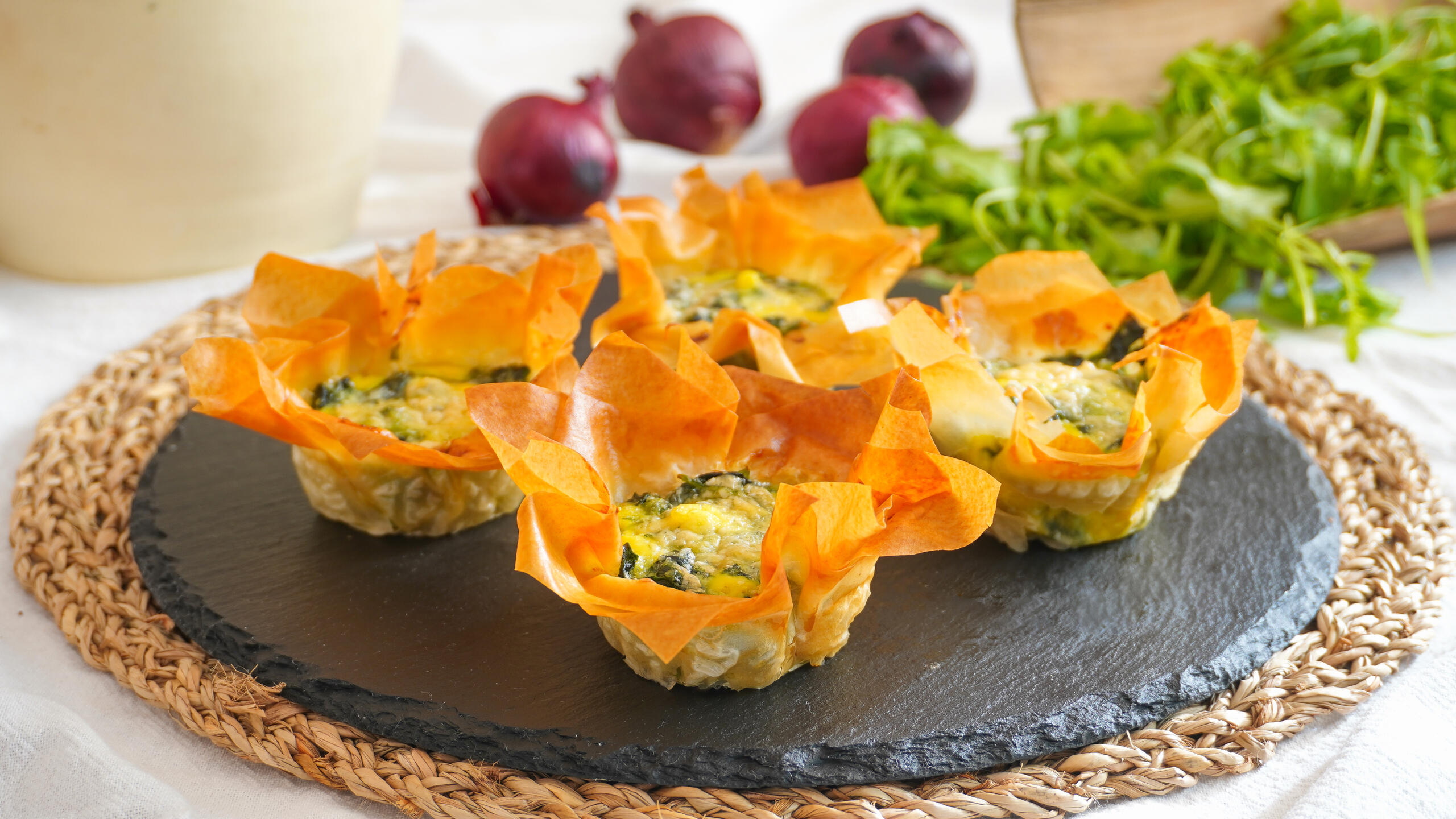 Cestini di pasta fillo con spinaci