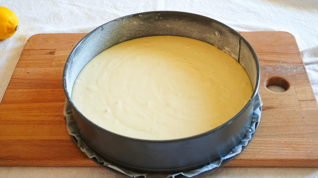 Ciambella allo yogurt - passo 4