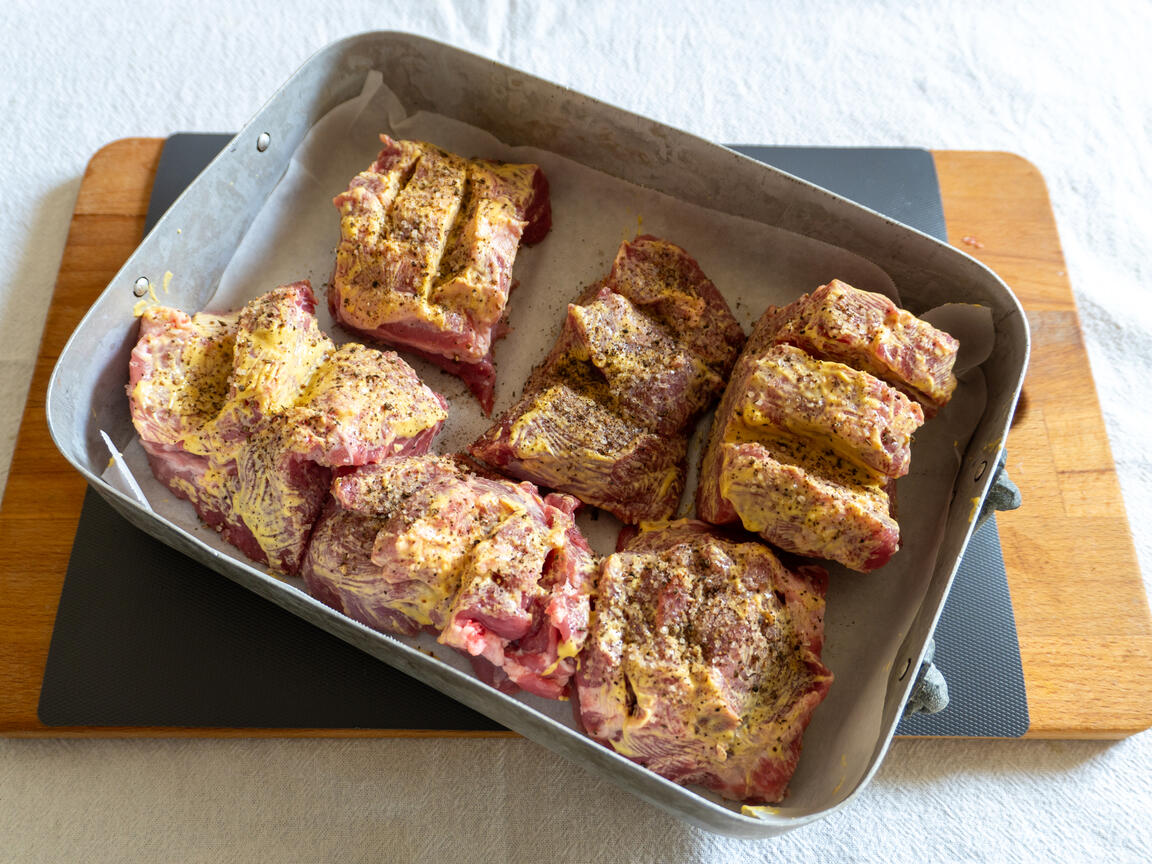 Coppa di maiale alla senape con crema di carote - passo 3