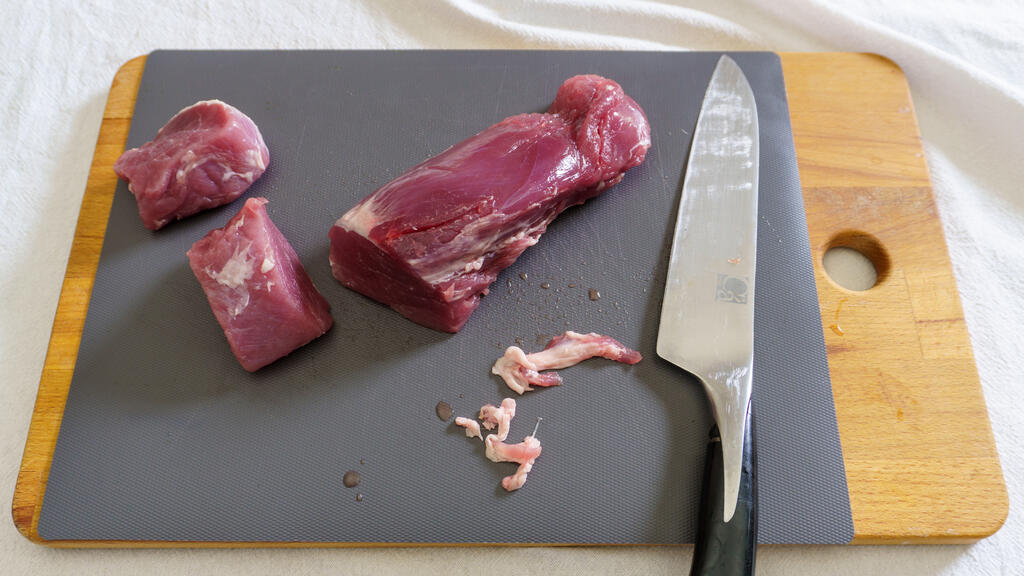 Filetto di maiale alle mele - passo 1