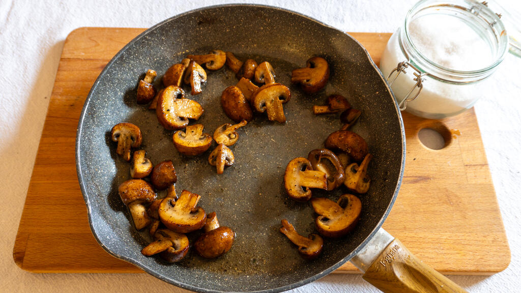 Filetto di maiale con i funghi
