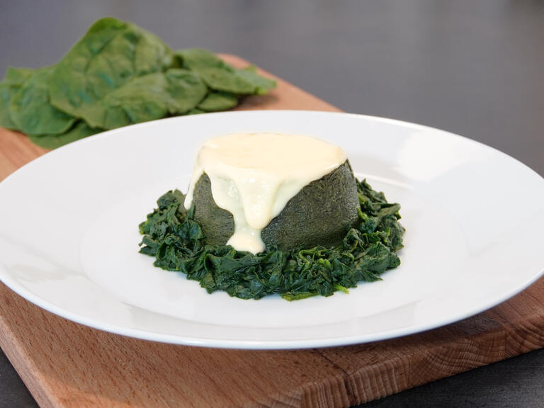 Flan di spinaci con crema di  parmigiano