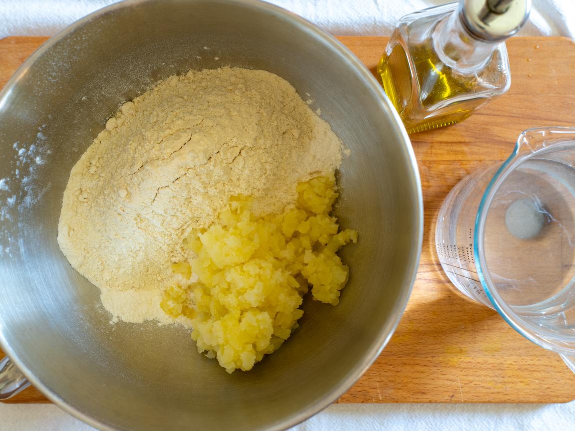 Focaccia barese - passo 3