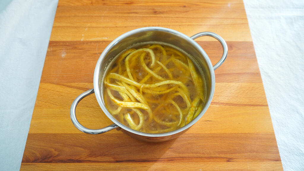 Frittatensuppe - passo 4