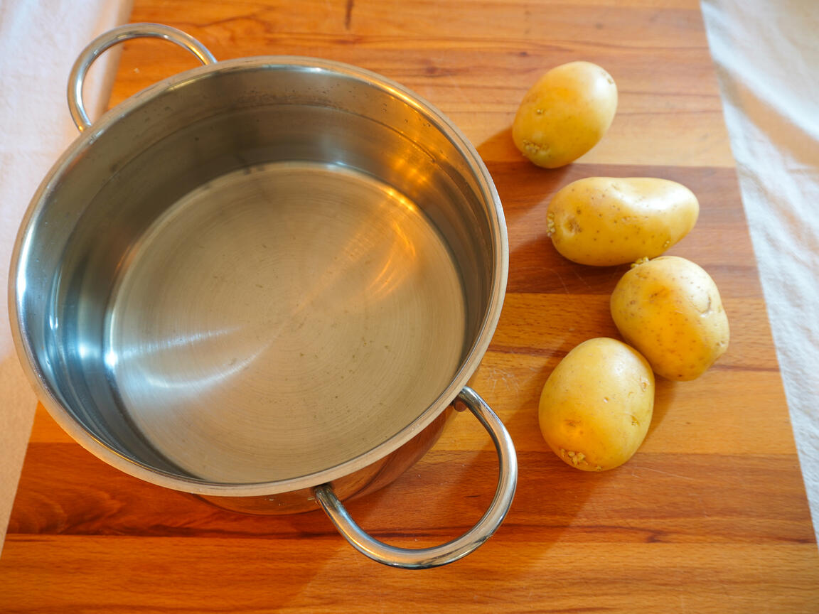 Gnocchi di patate al pomodoro - passo 1