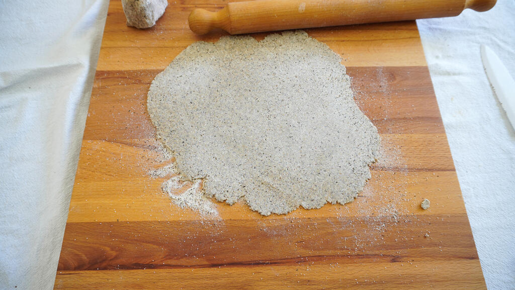 Pappardelle di grano saraceno con fonduta di Asiago e noci - passo 3
