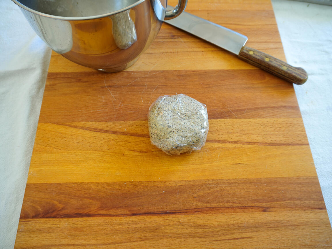 Pappardelle di grano saraceno con fonduta di Asiago e noci - passo 2