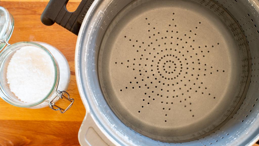 Pasta al pesto di peperoni e noci