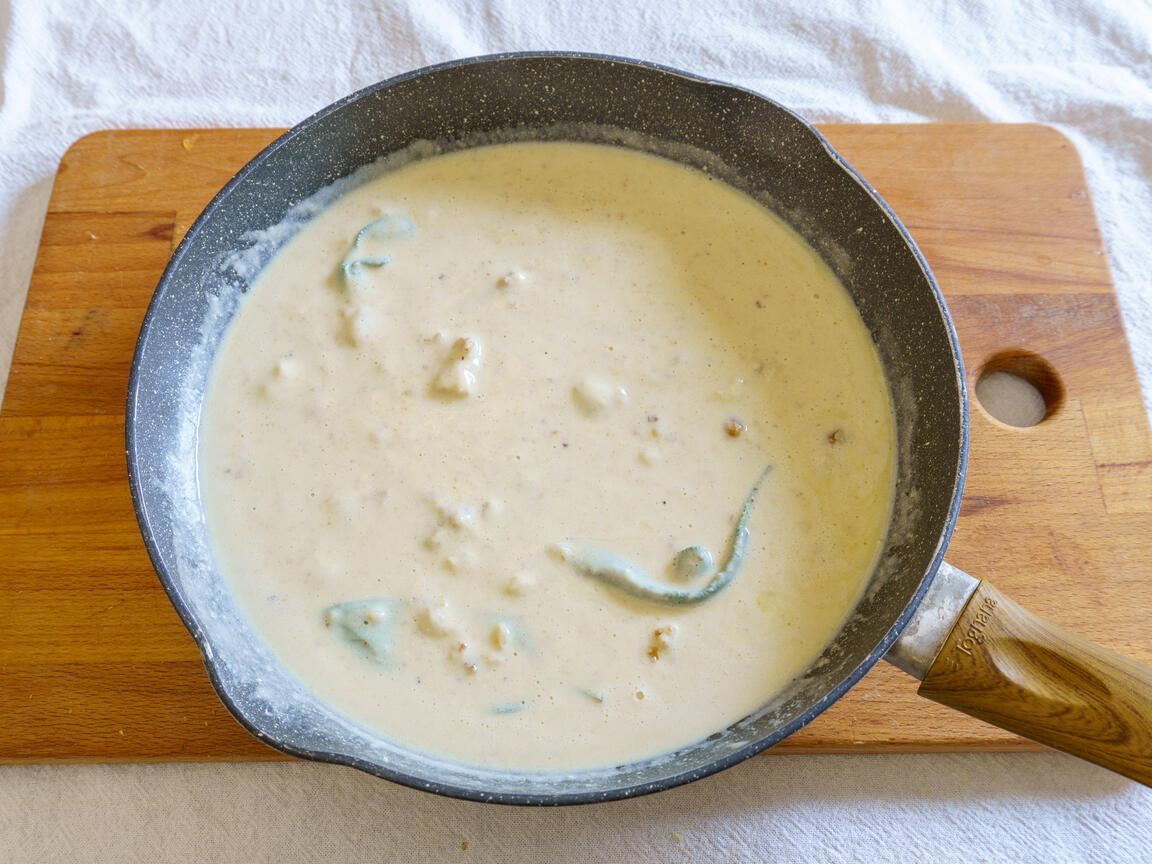 Pasta al pesto di ricotta e noci - passo 3