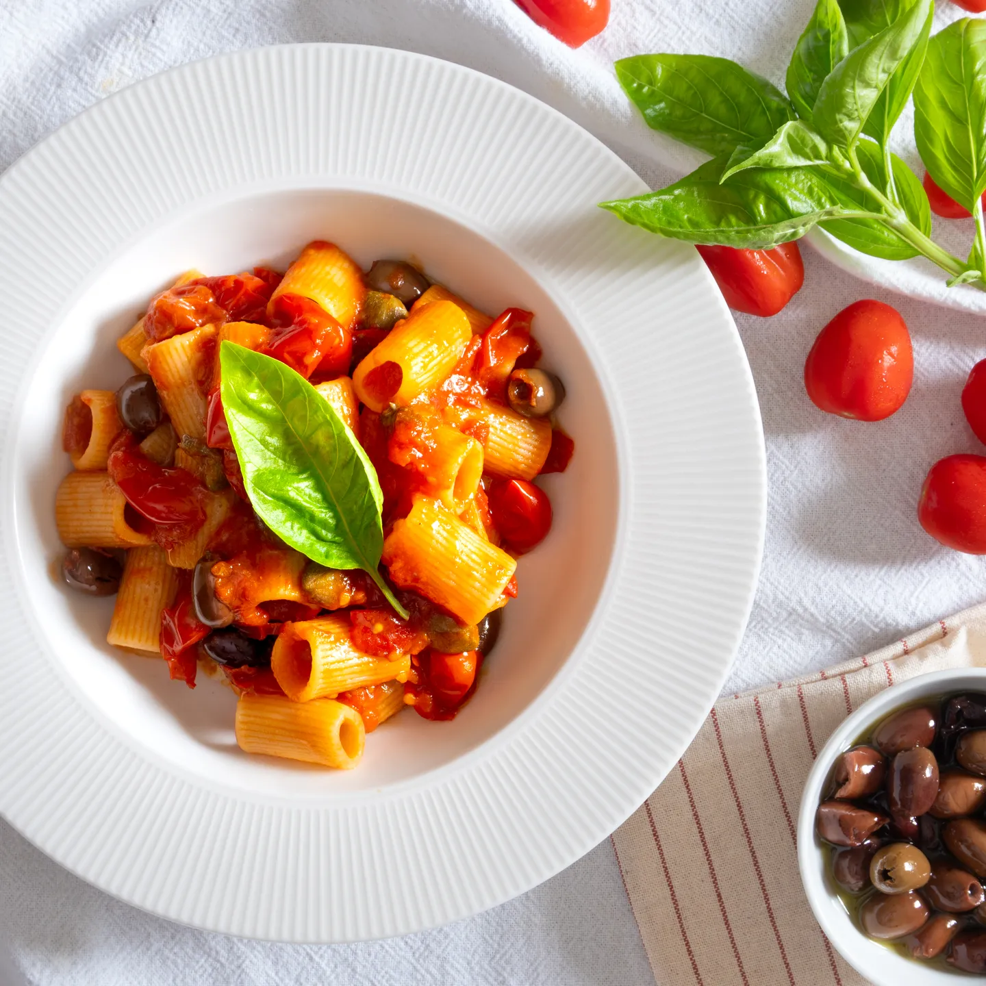 Ricetta Pasta alla puttanesca Ricetta Pasta alla puttanesca