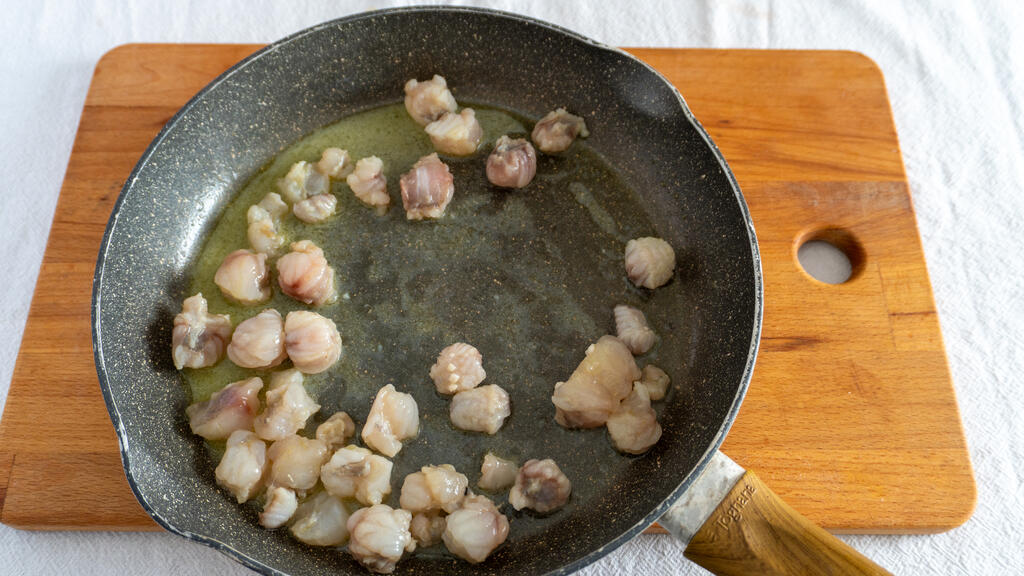 Pasta alla rana pescatrice - passo 3