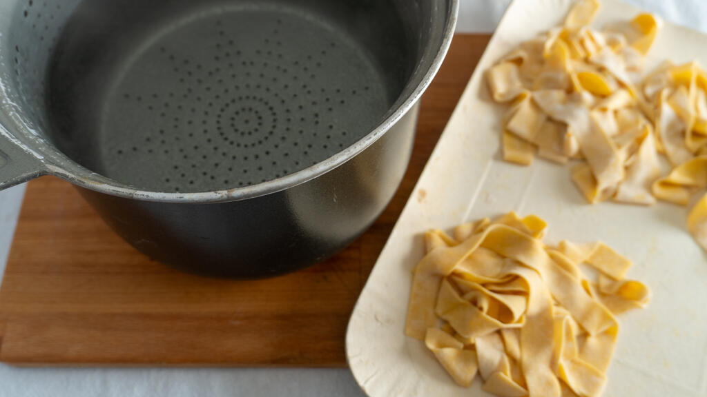 Pasta alla rana pescatrice - passo 5