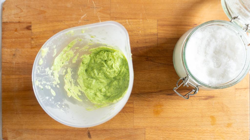 Pasta zucchine burrata e pistacchi - passo 4