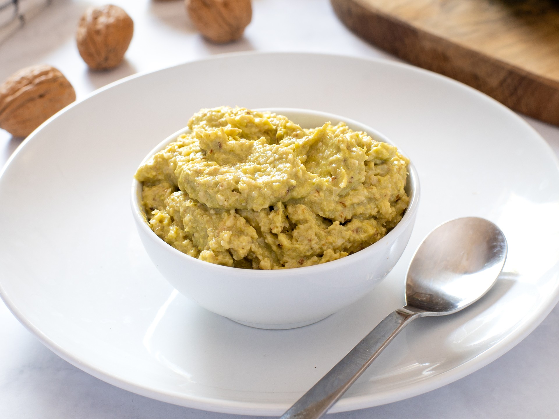 Pesto di friggitelli e noci