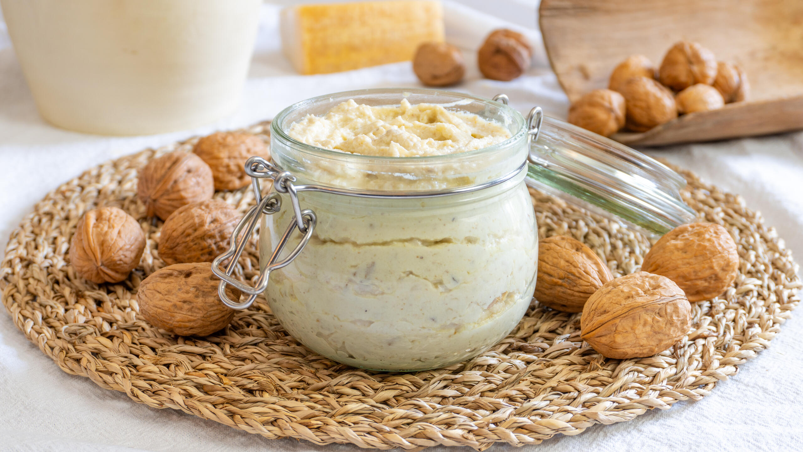 Pesto di ricotta e noci