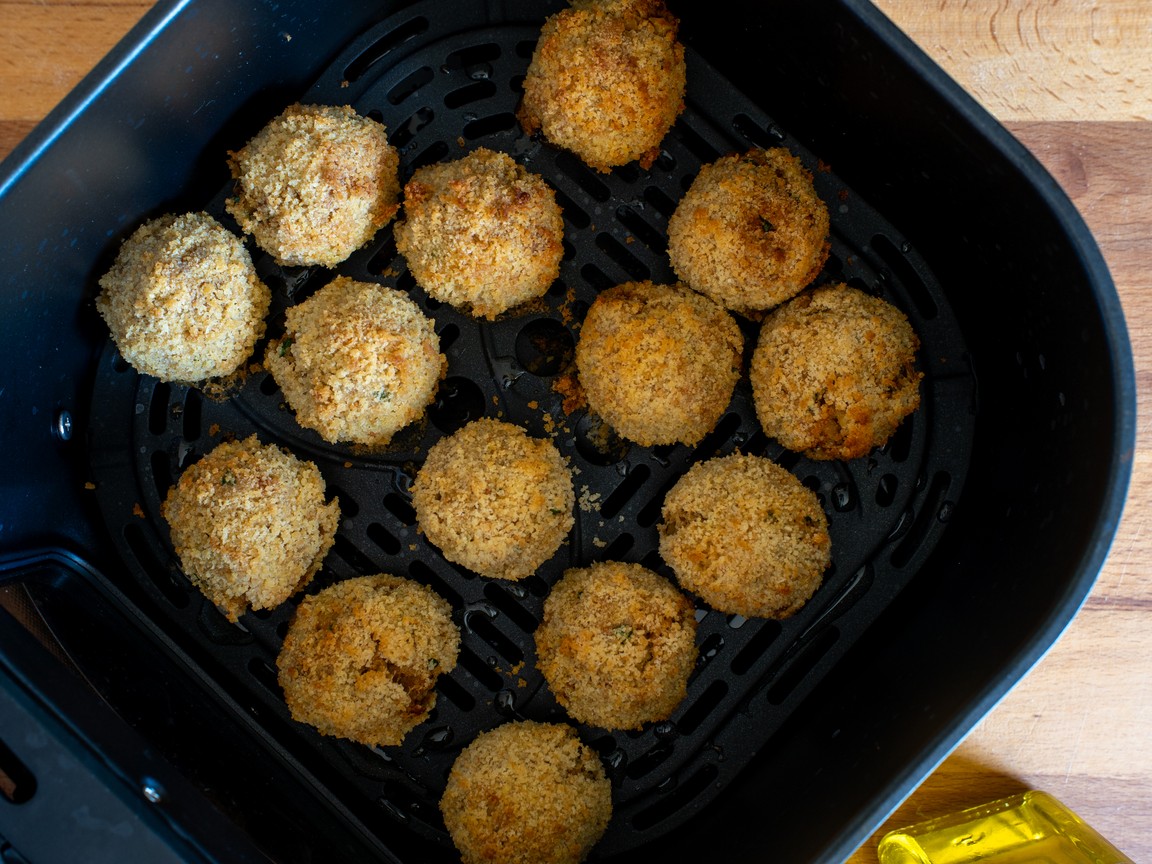 Polpette di ceci in friggitrice ad aria - passo 6