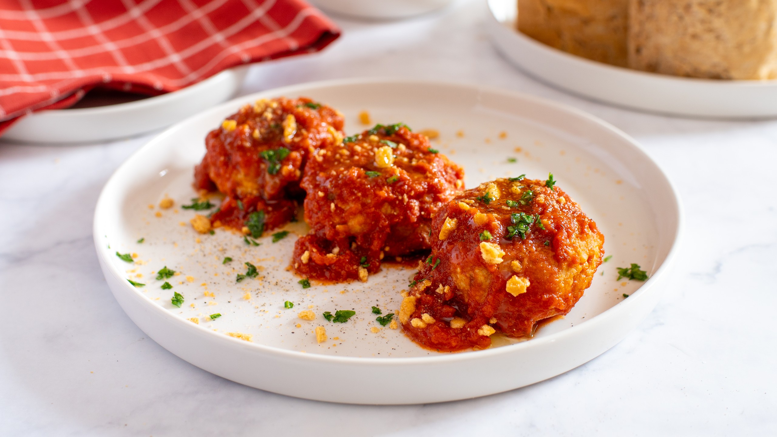 Polpette di pane al sugo