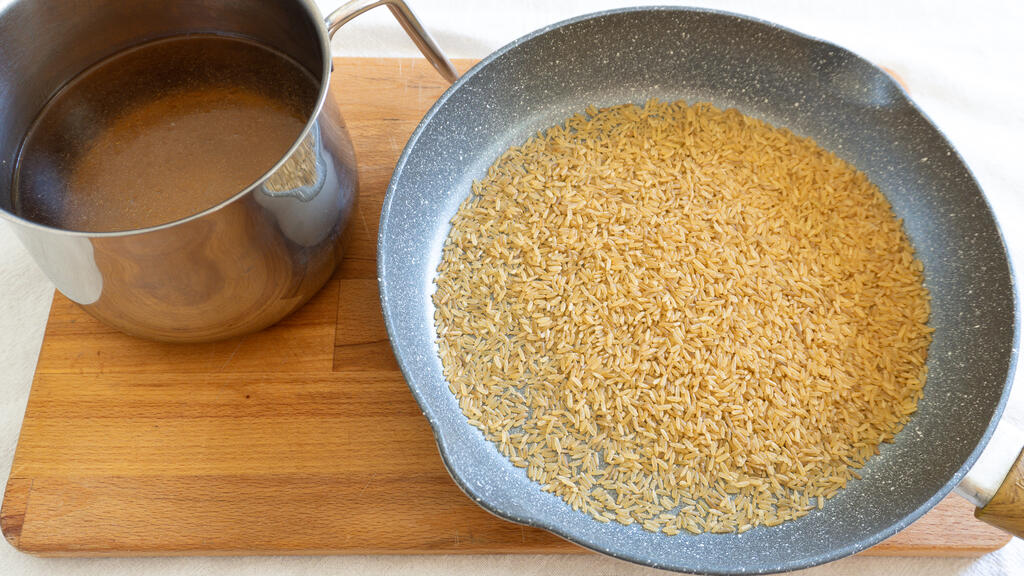 Risotto al liquore porto e funghi - passo 2