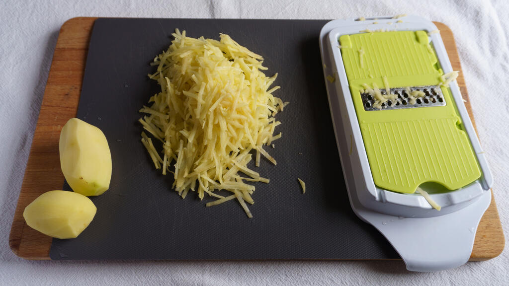 Rösti di patate in friggitrice ad aria - passo 1