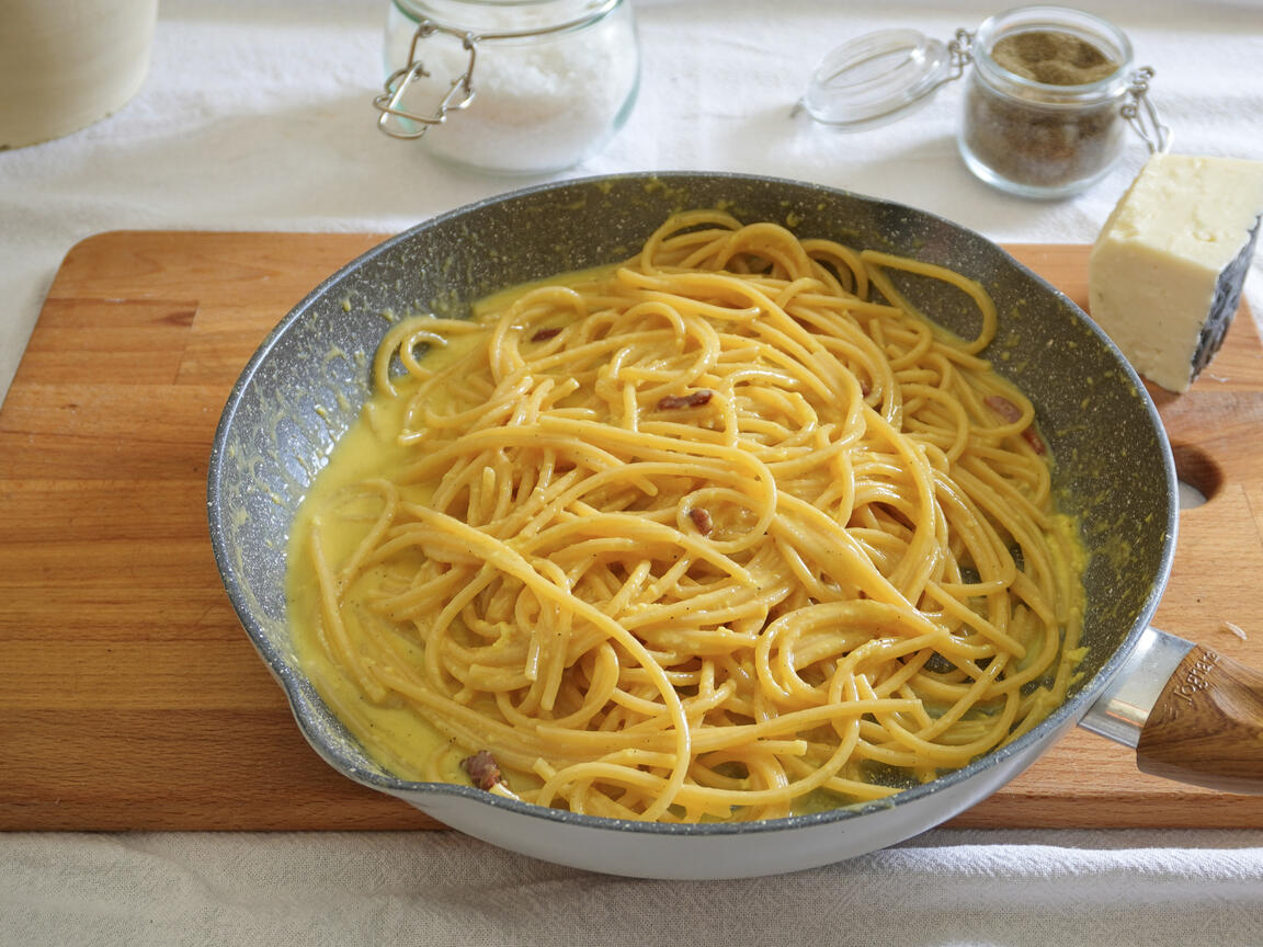 Spaghetti alla carbonara - passo 5