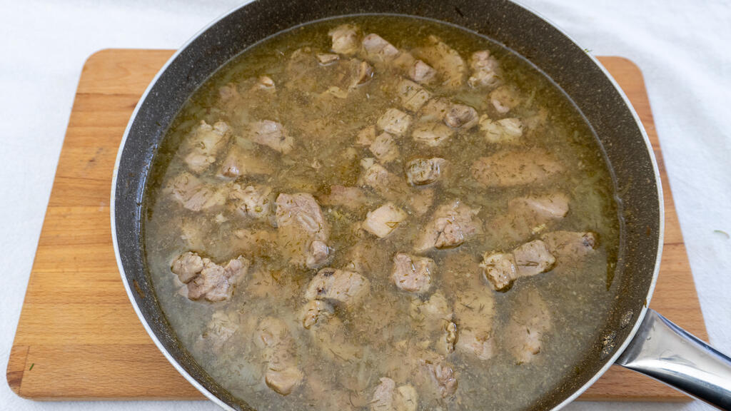 Spezzatino di maiale alla birra - passo 7