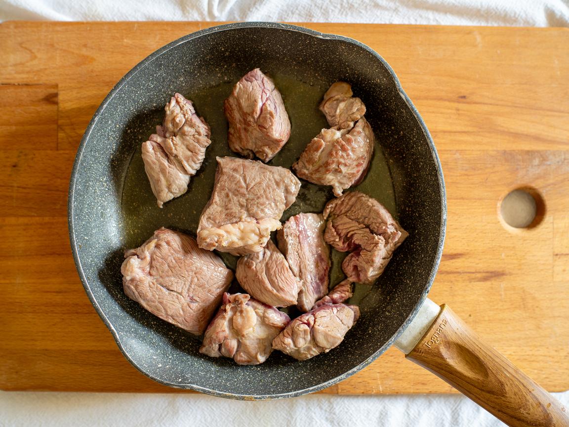 Spezzatino di manzo alla birra - passo 2