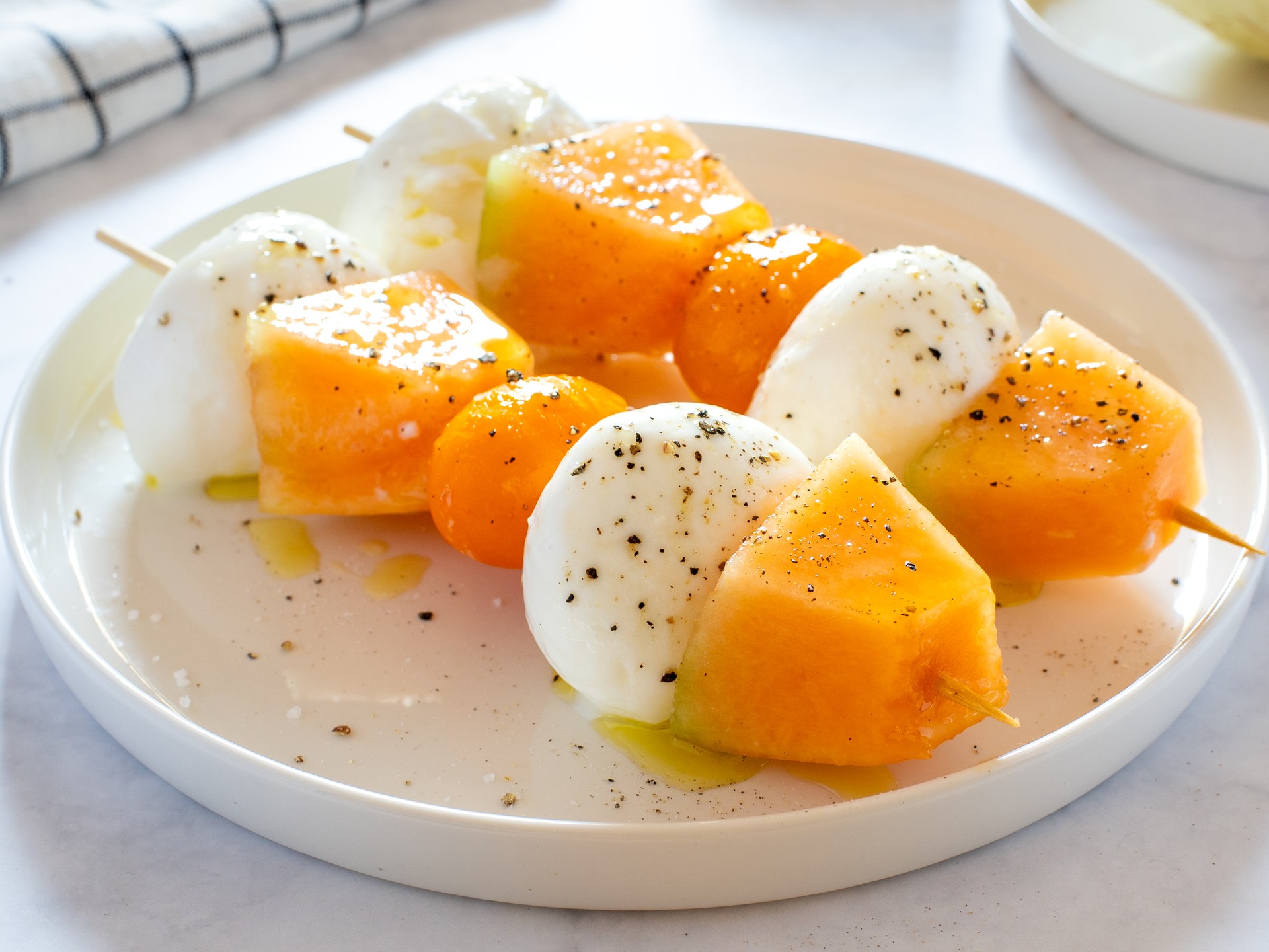 Spiedini melone e mozzarella