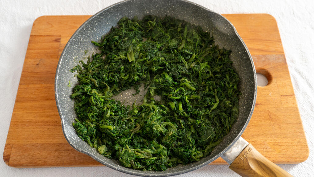 Torta salata alle bietole - passo 1