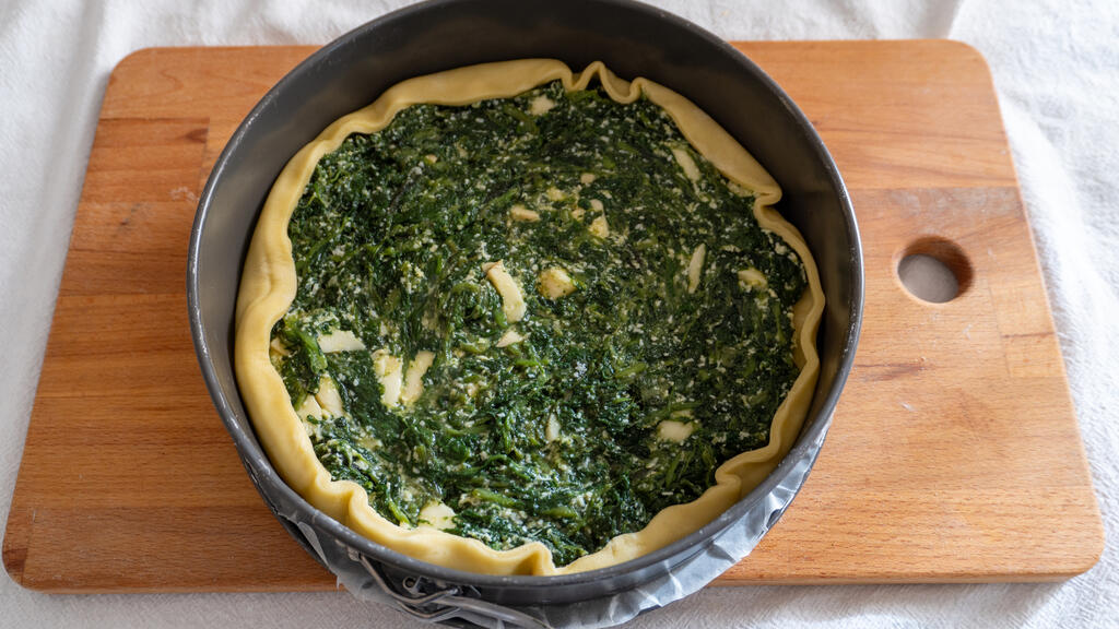 Torta salata alle bietole