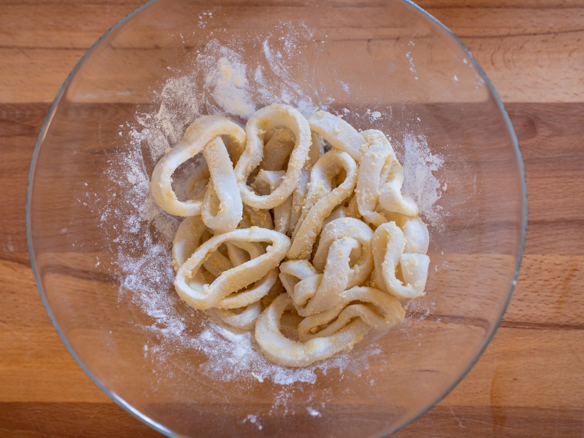 Bläckfiskringar i varmluftsfritös - steg 3