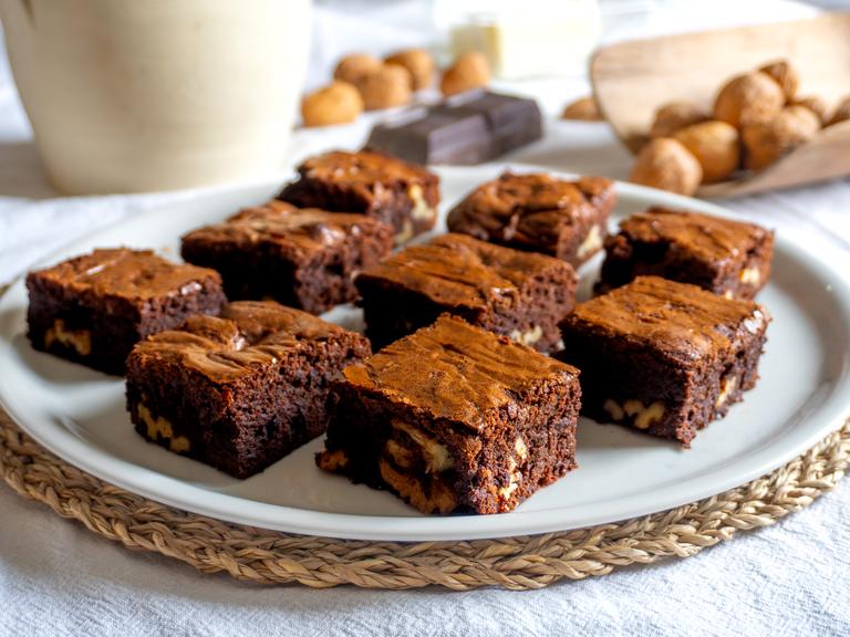 Brownies med choklad och valnötter